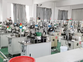 ���̺���